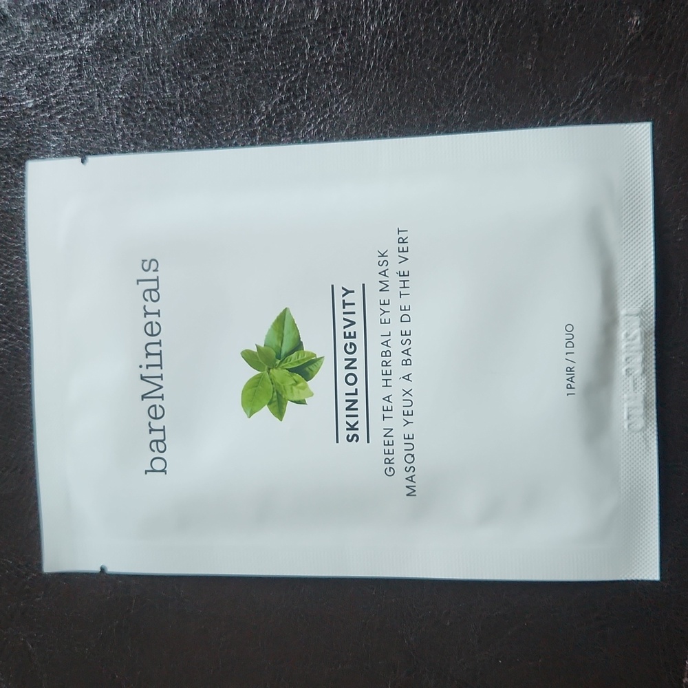 BareMinerals Green Tea Herbal Eye Masks ♥ - Picture 4 of 5